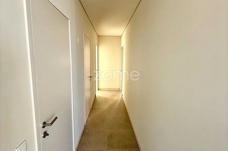 Apartamento T3 para Venda em Portimão Foto 11