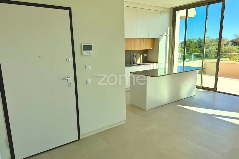 Apartamento T3 para Venda em Portimão Foto 2