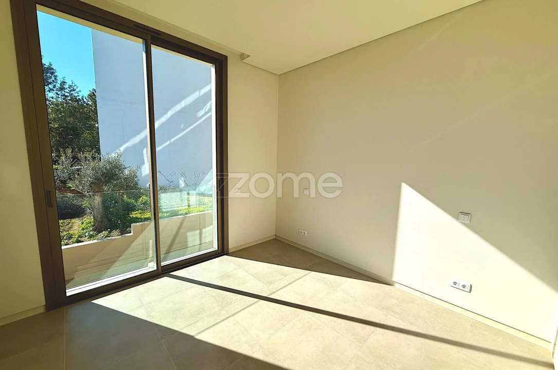 Apartamento T3 para Venda em Portimão Foto 16