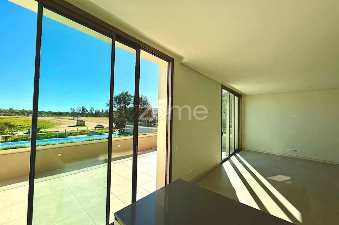 Apartamento T3 para Venda em Portimão Foto 1