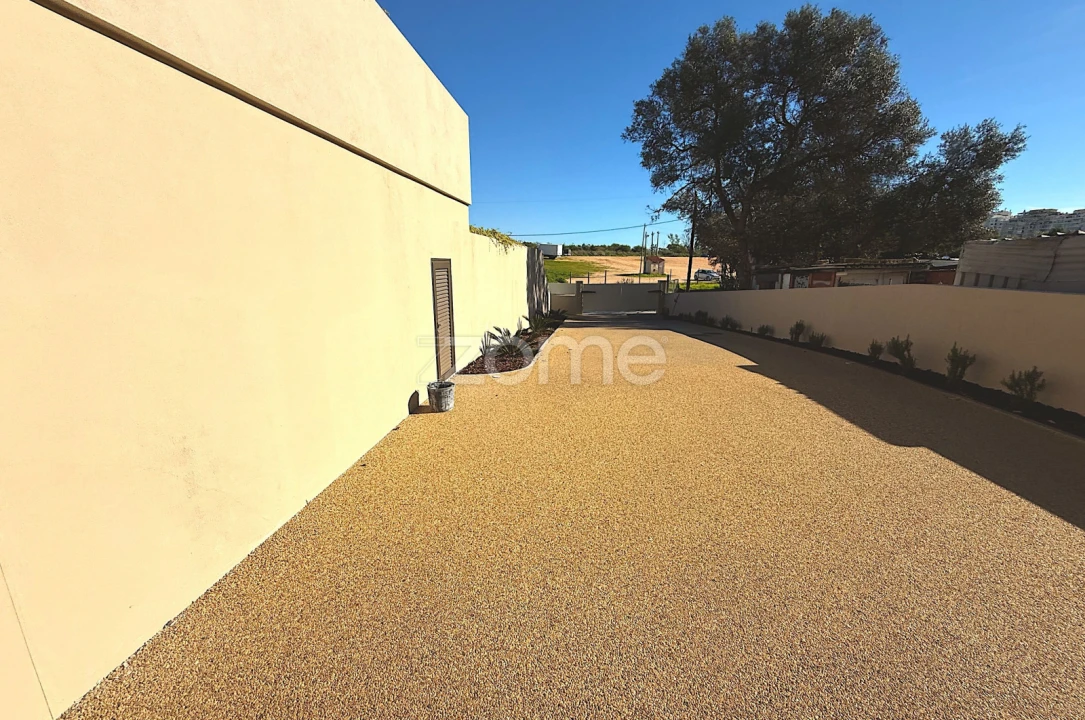 Apartamento T2 para Venda em Portimão Foto 24