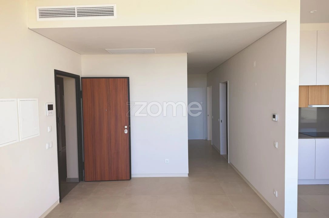 Apartamento T2 para Venda em Portimão Foto 3