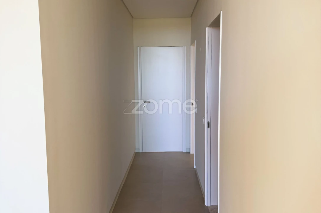 Apartamento T2 para Venda em Portimão Foto 9