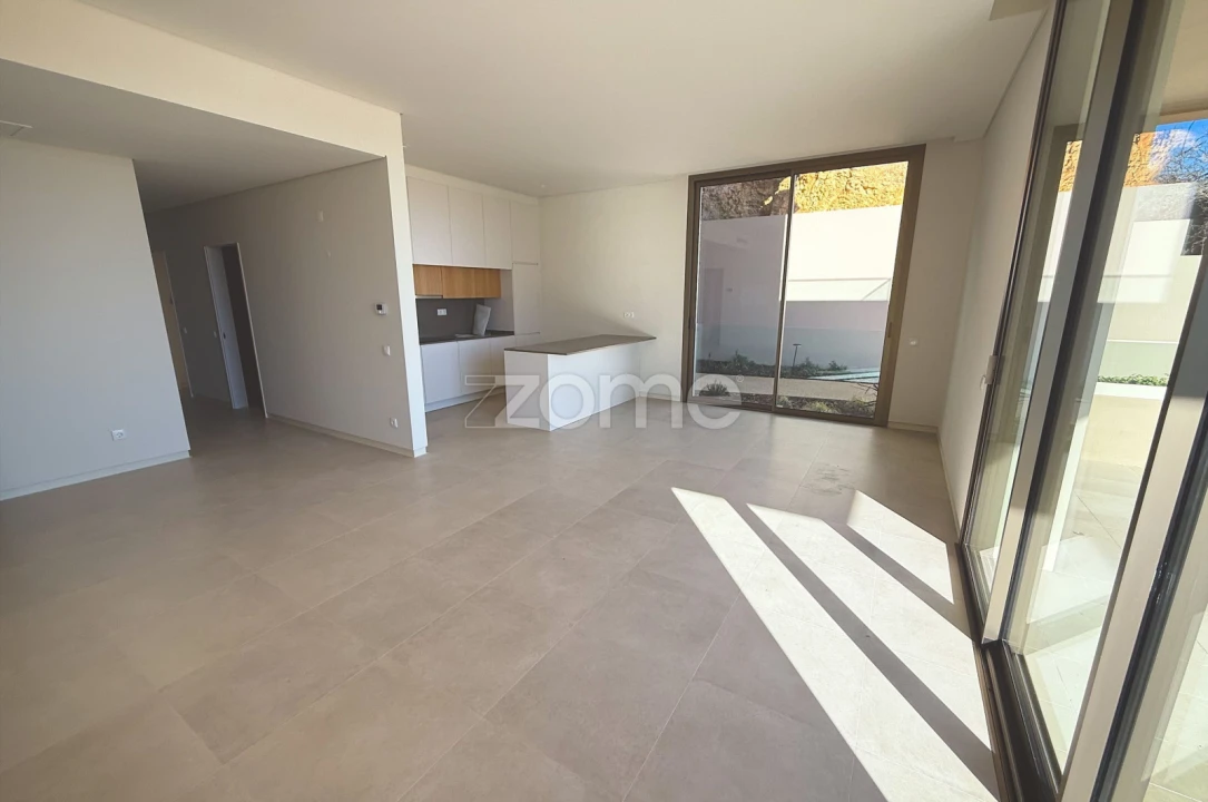 Apartamento T2 para Venda em Portimão Foto 4