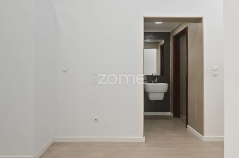 Negócio para Trespasse em Loures Foto 8