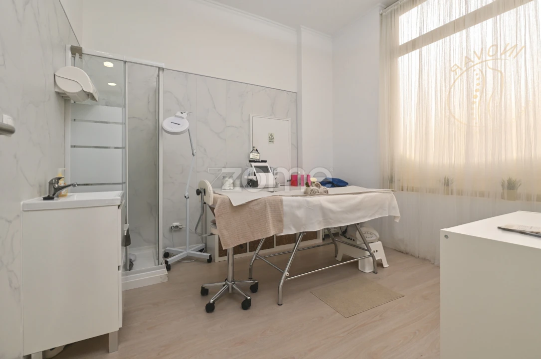 Negócio para Trespasse em Loures Foto 4