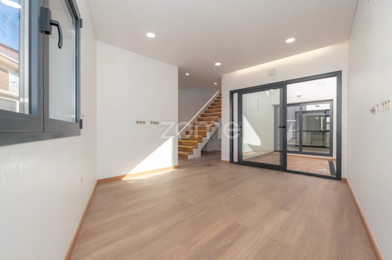 Moradia T3 para Venda em Ançã Foto 2