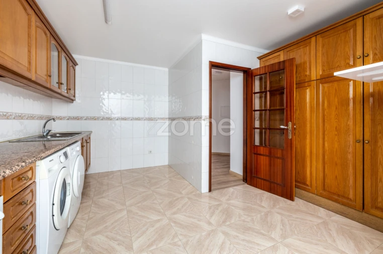 Apartamento T3 para Arrendamento em Marrazes e Barosa Foto 11
