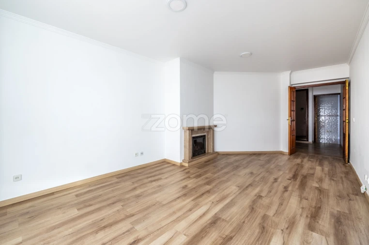 Apartamento T3 para Arrendamento em Marrazes e Barosa Foto 22