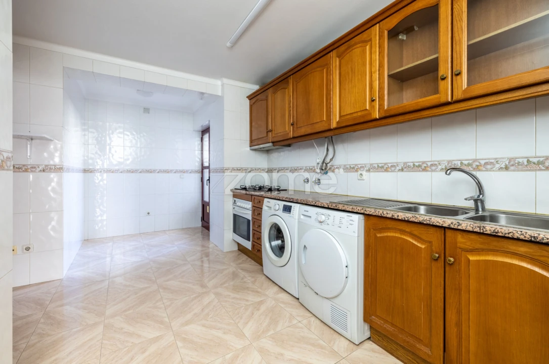 Apartamento T3 para Arrendamento em Marrazes e Barosa Foto 12