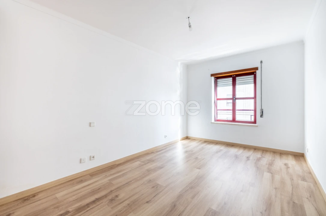 Apartamento T3 para Arrendamento em Marrazes e Barosa Foto 32