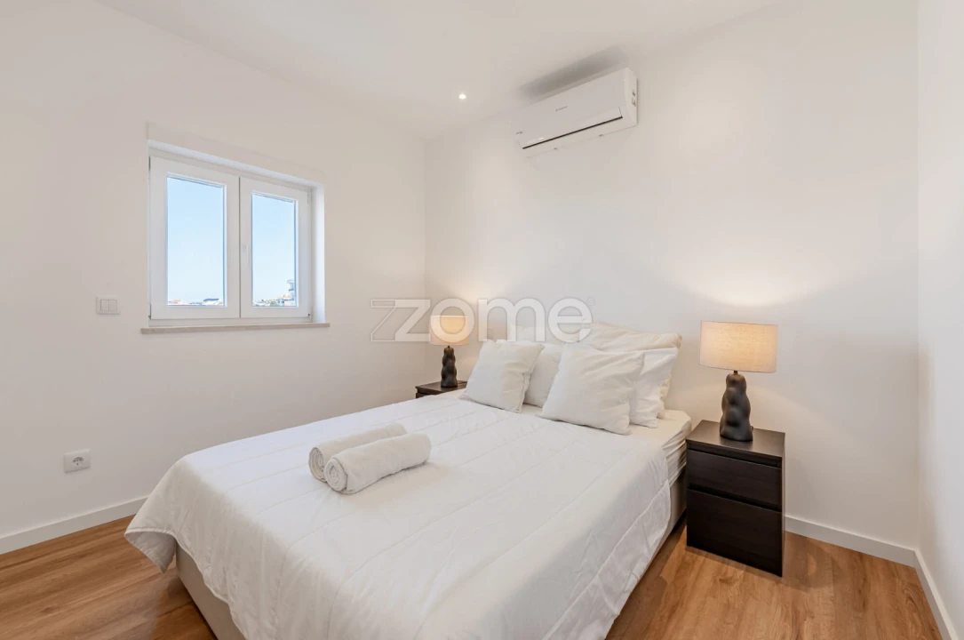 Prédio para Venda em Leiria, Pousos, Barreira e Cortes Foto 1