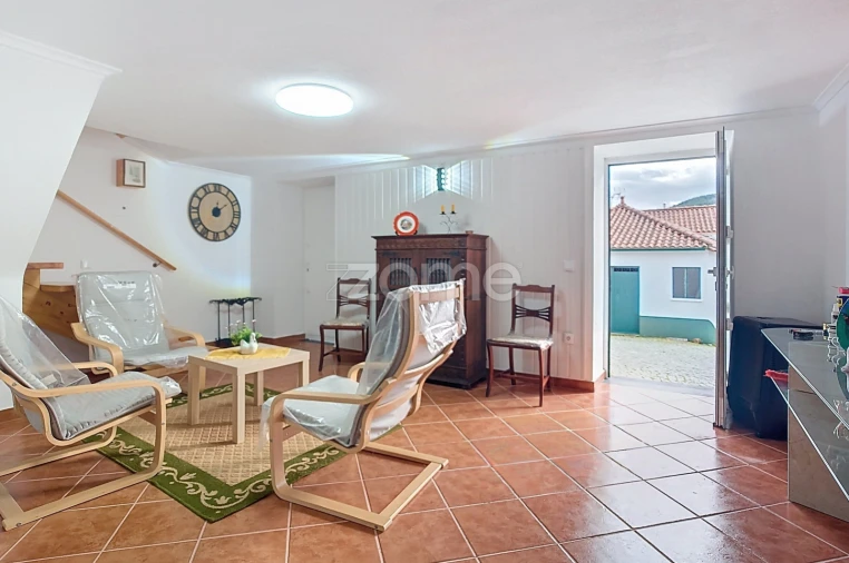 Moradia T1 para Venda em Pessegueiro Foto 17