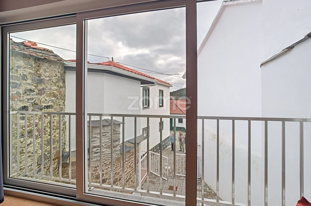 Moradia T1 para Venda em Pessegueiro Foto 12