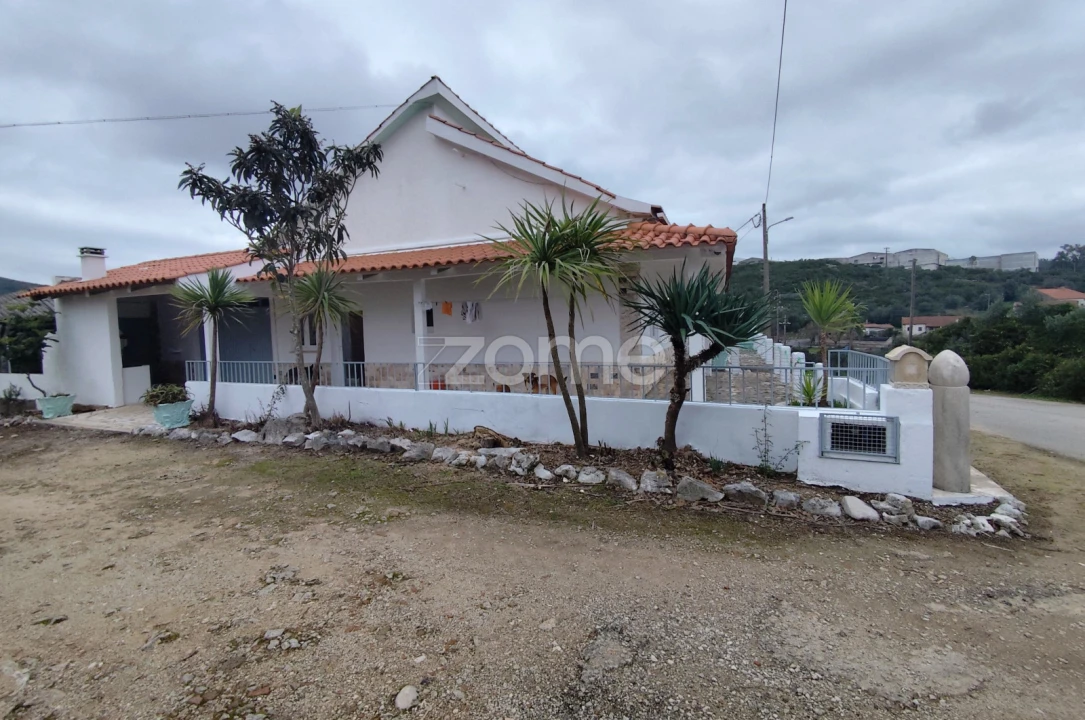 Moradia T3 para Venda em Mira de Aire Foto 14