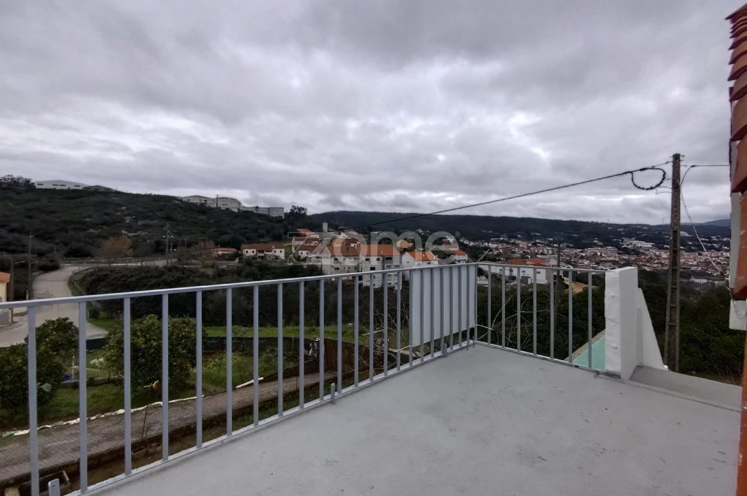 Moradia T3 para Venda em Mira de Aire Foto 10