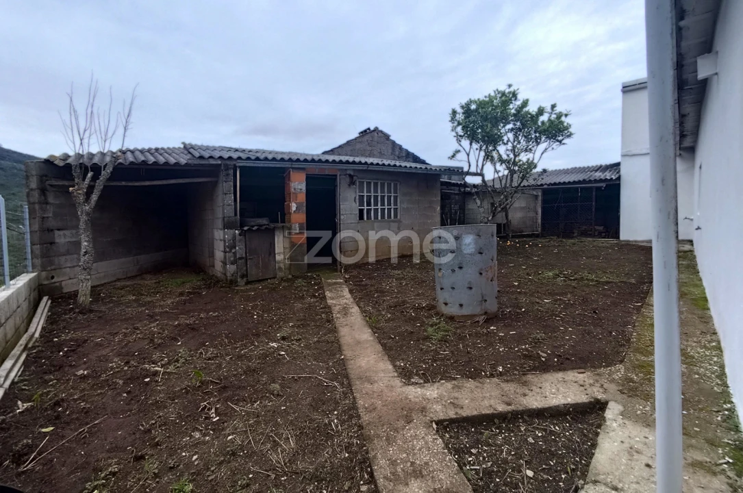 Moradia T3 para Venda em Mira de Aire Foto 47