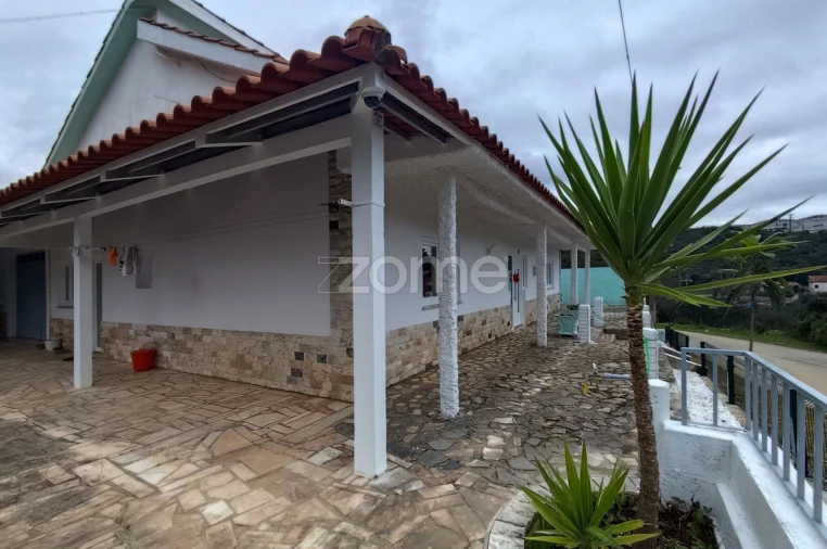 Moradia T3 para Venda em Mira de Aire Foto 12