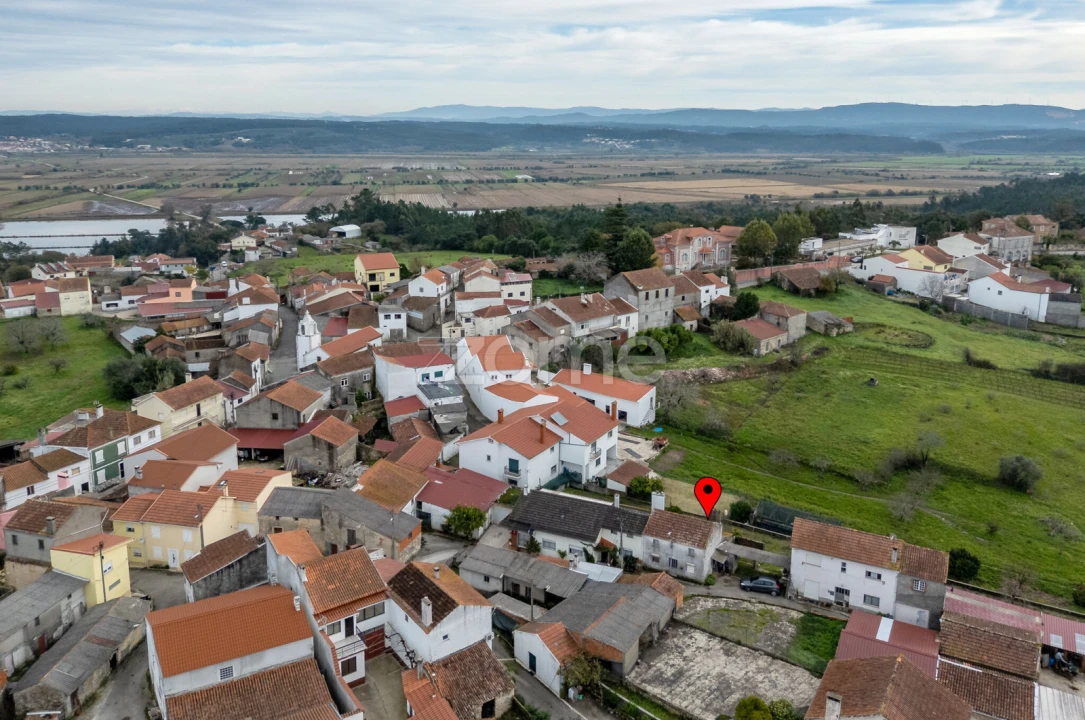 Moradia T1 para Venda em Gesteira e Brunhós Foto 4