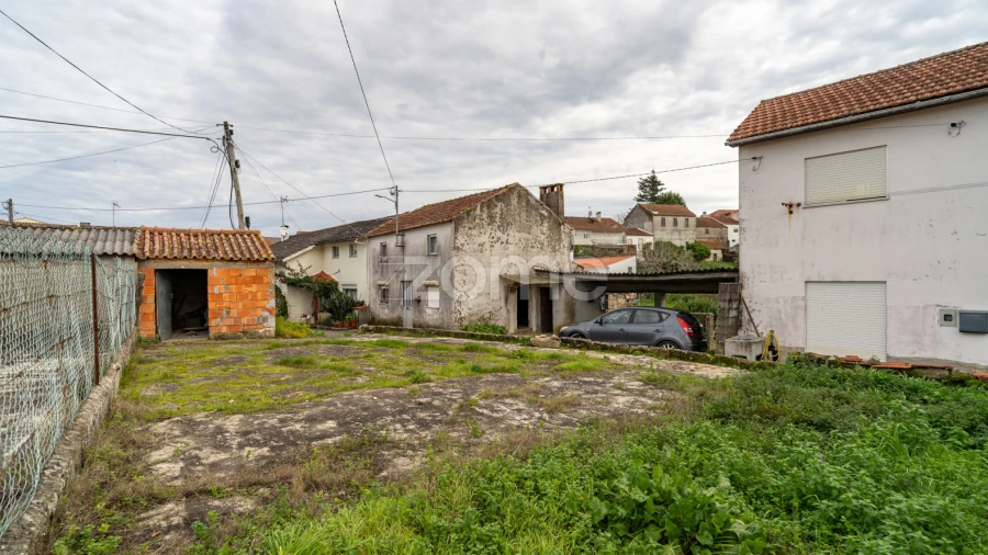Moradia T1 para Venda em Gesteira e Brunhós