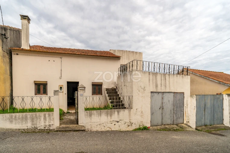 Moradia T2 para Venda em Samuel