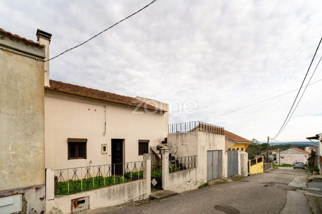 Moradia T2 para Venda em Samuel Foto 17