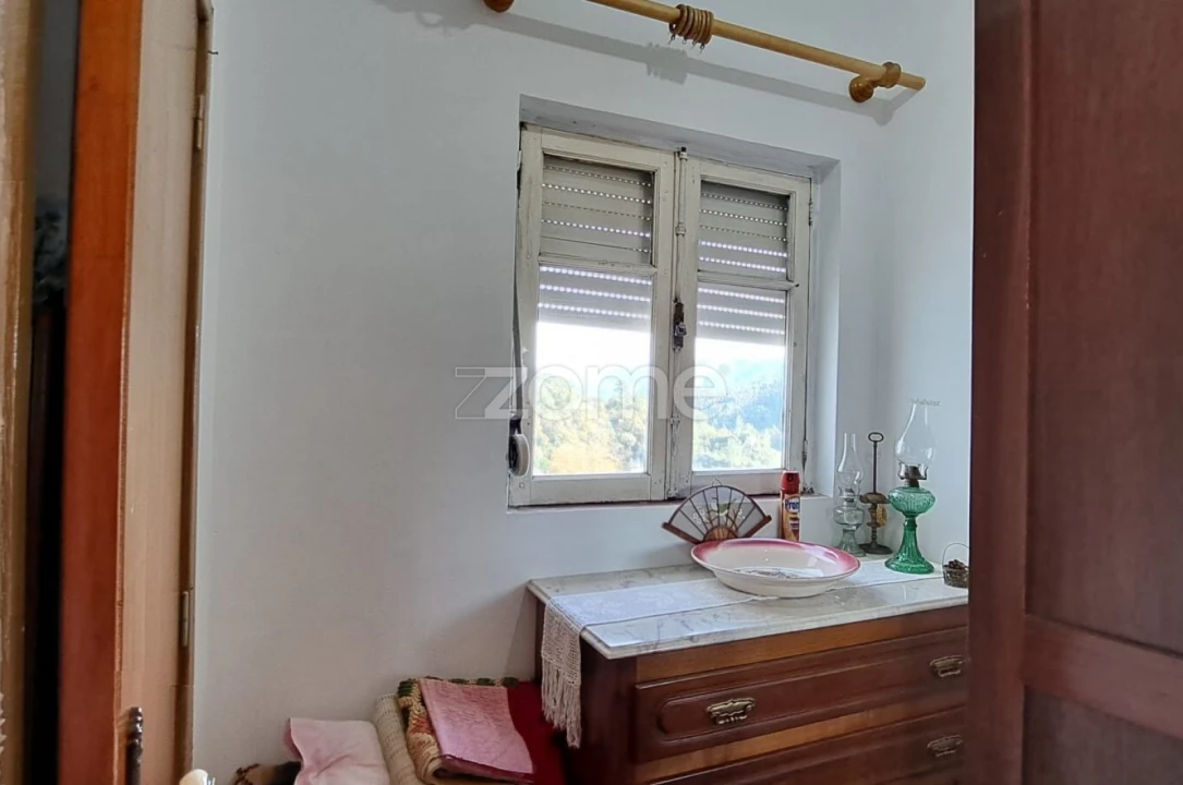 Moradia T3 para Venda em Almalagues Foto 10