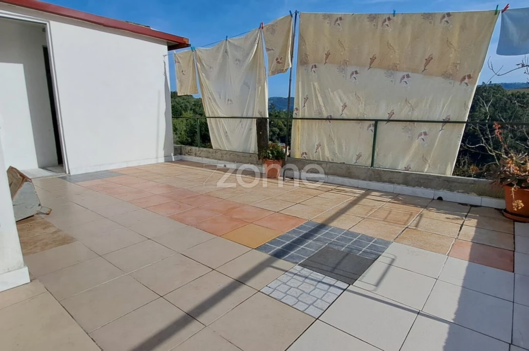 Moradia T3 para Venda em Almalagues Foto 32