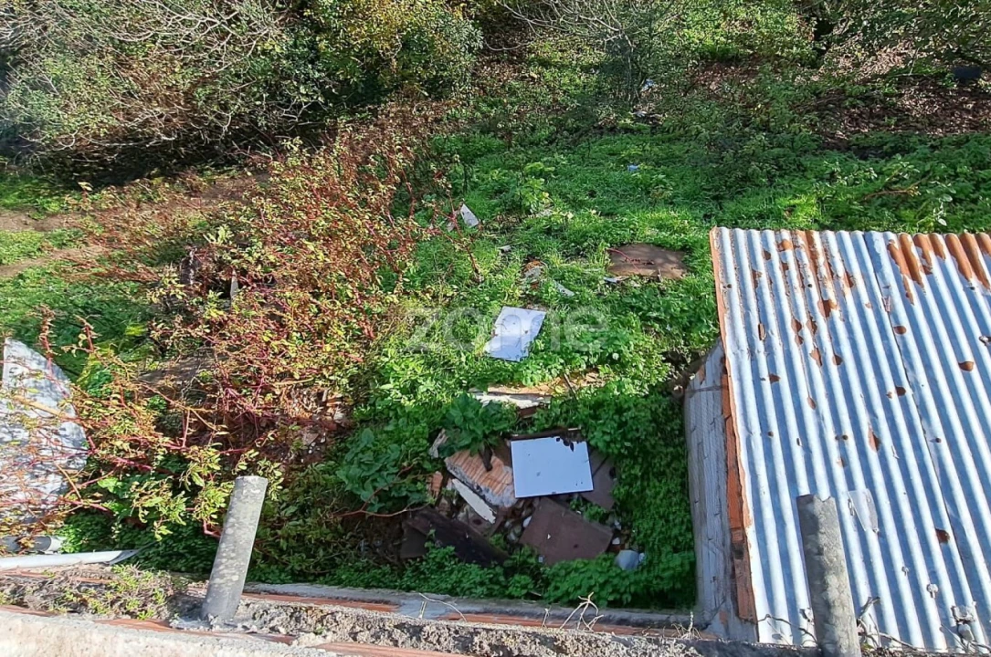 Moradia T3 para Venda em Almalagues Foto 28