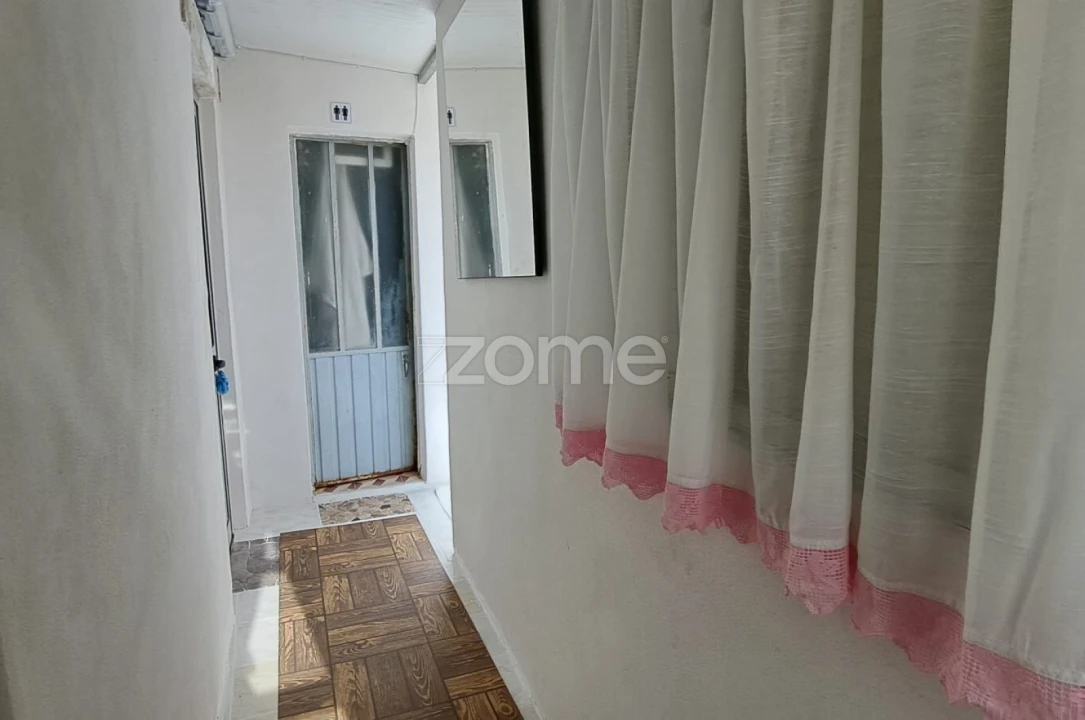 Moradia T3 para Venda em Almalagues Foto 22