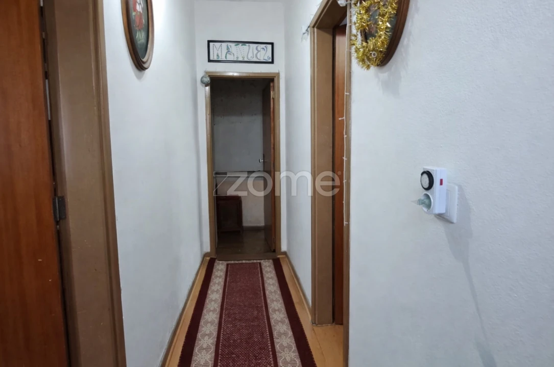 Moradia T3 para Venda em Almalagues Foto 4