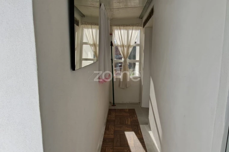 Moradia T3 para Venda em Almalagues Foto 23