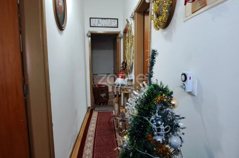 Moradia T3 para Venda em Almalagues Foto 13