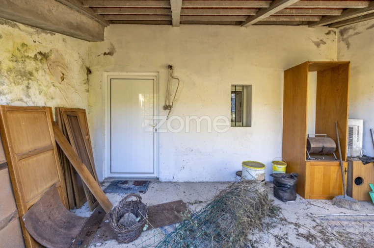 Moradia T1 para Venda em Santiago e São Simão de Litém e Albergaria dos Doze Foto 9