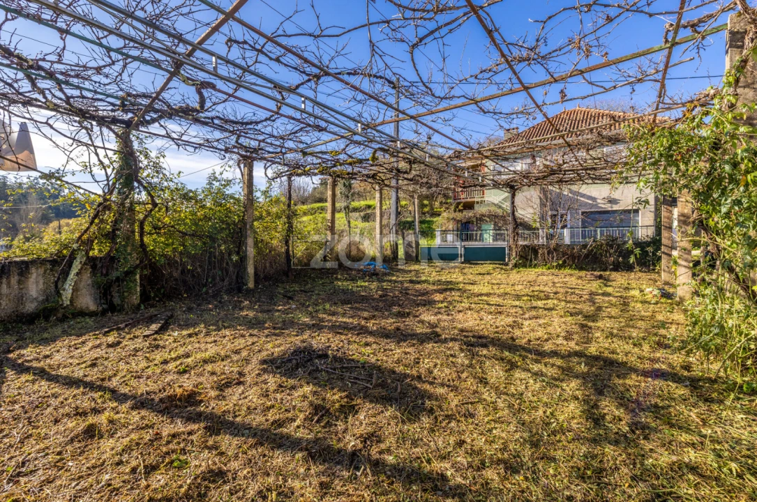 Moradia T1 para Venda em Santiago e São Simão de Litém e Albergaria dos Doze Foto 17