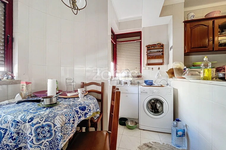 Apartamento T2 para Venda em Buarcos Foto 13