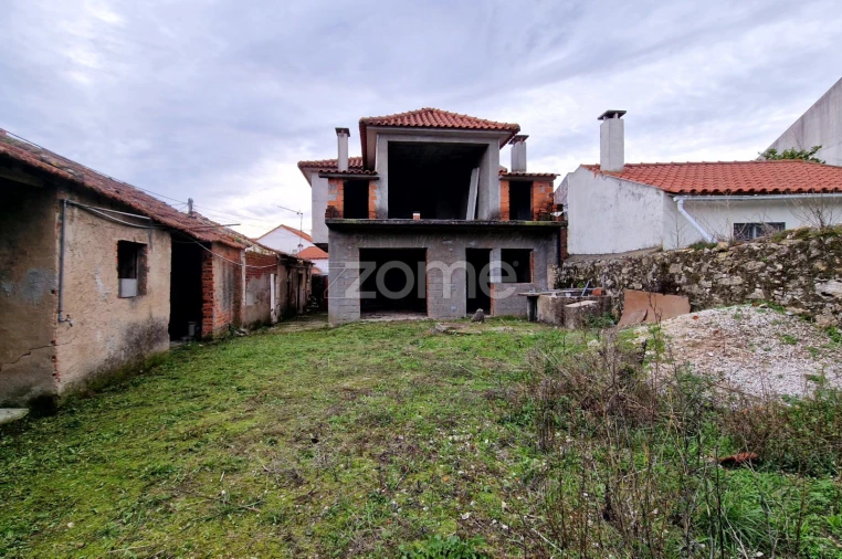 Moradia T4 para Venda em Torres Novas (São Pedro), Lapas e Ribeira Branca Foto 6