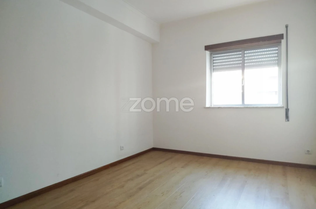 Apartamento T3 para Venda em Santa Clara e Castelo Viegas Foto 15
