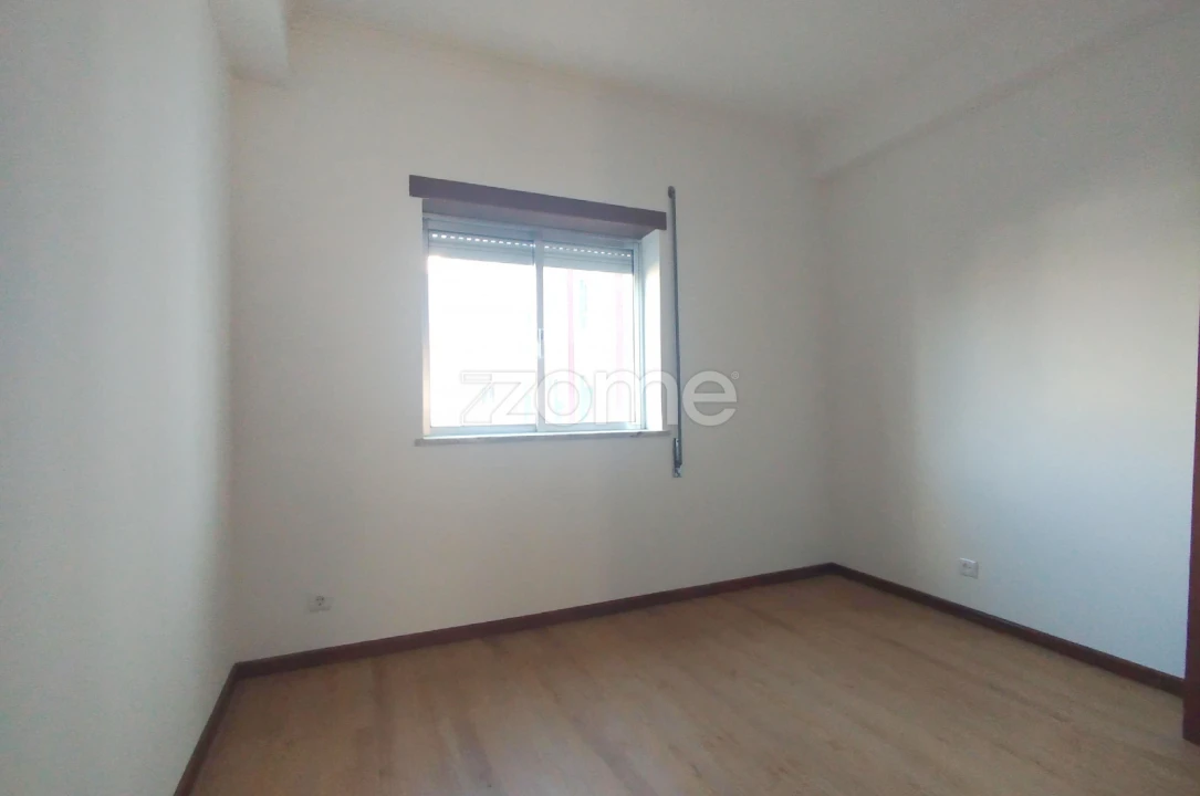 Apartamento T3 para Venda em Santa Clara e Castelo Viegas Foto 18