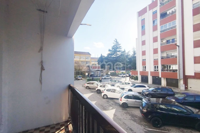 Apartamento T3 para Venda em Santa Clara e Castelo Viegas Foto 4