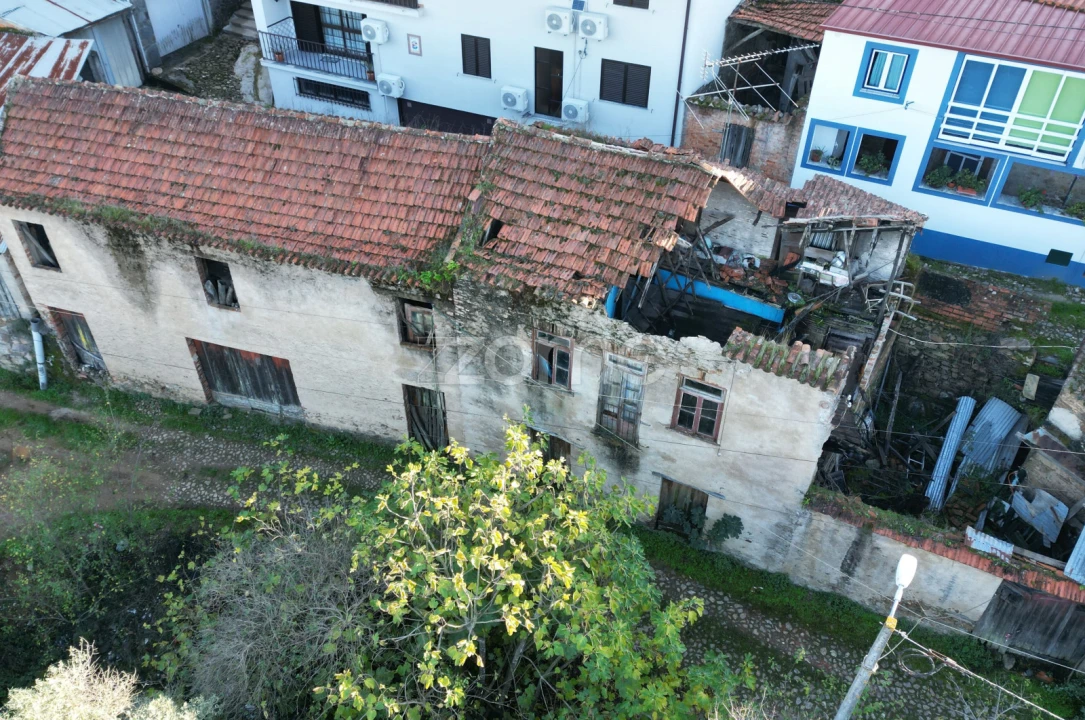 Moradia T4 para Venda em Arganil Foto 3