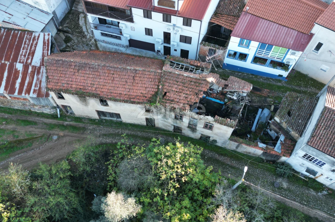 Moradia T4 para Venda em Arganil Foto 11