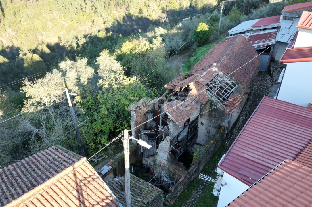 Moradia T1 para Venda em Arganil Foto 9