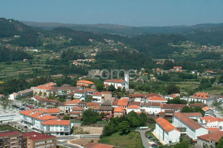 Moradia T4 para Venda em Paredes de Coura e Resende Foto 13