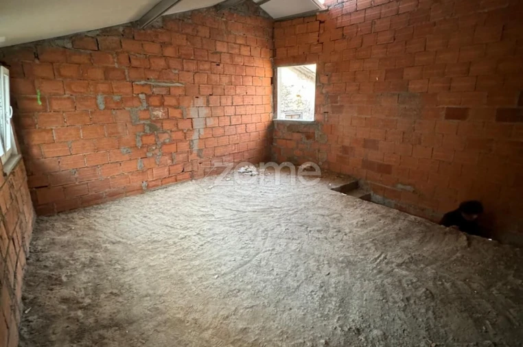 Moradia T2 para Venda em Arganil Foto 7