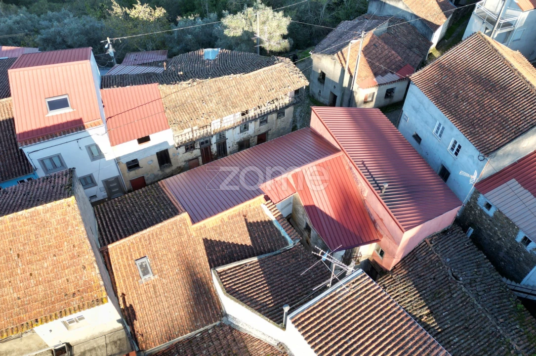 Moradia T2 para Venda em Arganil Foto 12