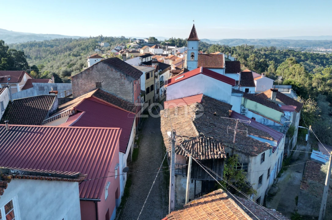 Moradia T2 para Venda em Arganil Foto 16