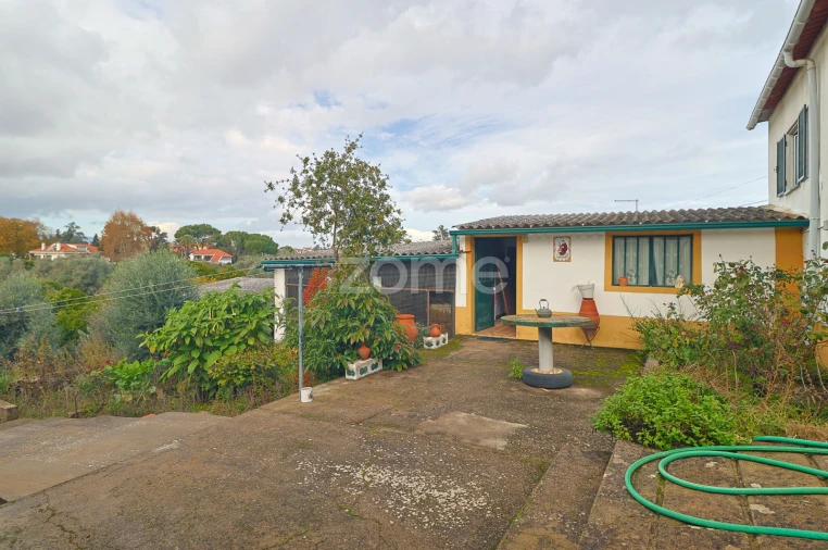 Moradia T4 para Venda em Riachos Foto 26