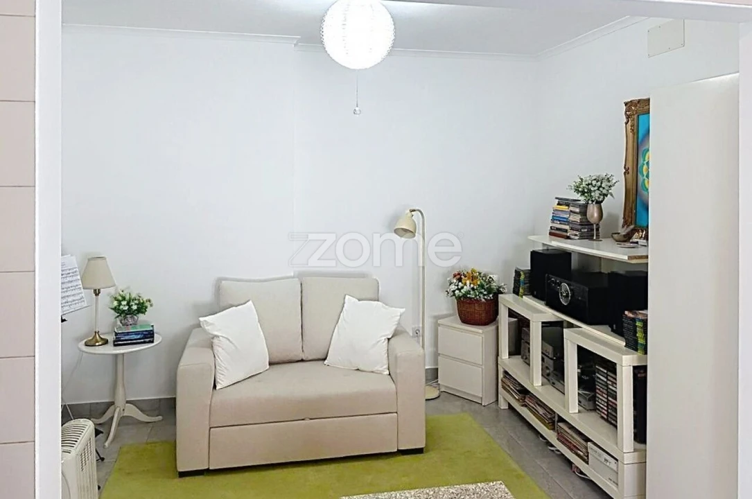 Moradia T3 para Venda em Tavarede Foto 12