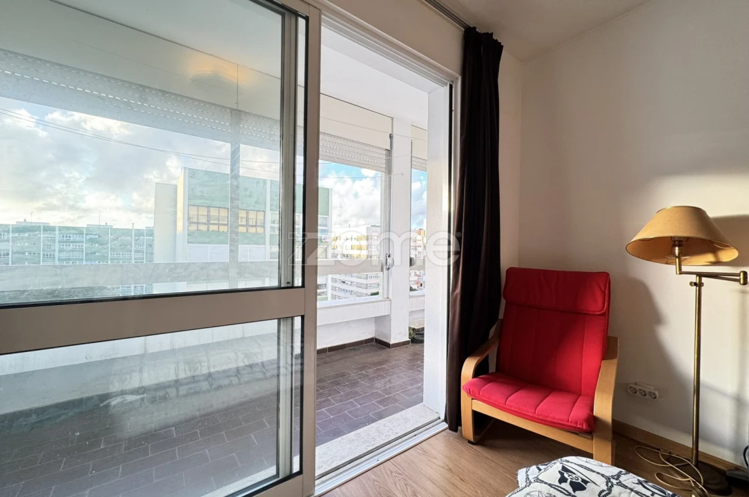 Apartamento T2 para Arrendamento em Oeiras e São Julião da Barra, Paço de Arcos e Caxias Foto 21